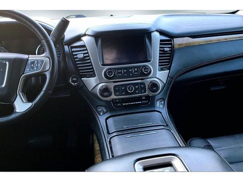 Used 2017 GMC Yukon Denali w/ Open Road Package image 9