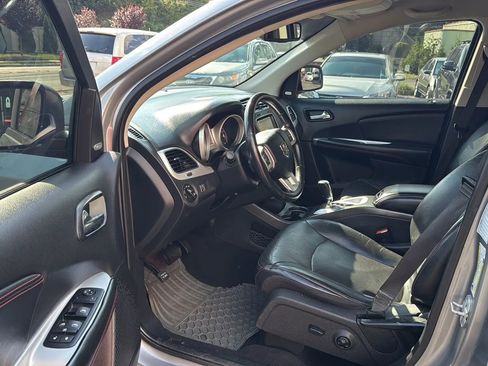 Used 2019 Dodge Journey GT image 22