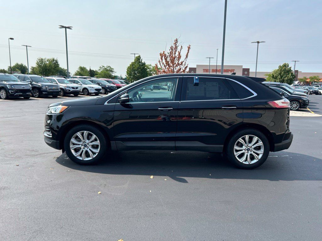 Certified 2021 Ford Edge Titanium w/ Canadian Touring Package AWD/4WD image 9