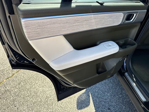 New 2025 Hyundai Santa Fe Calligraphy image 14