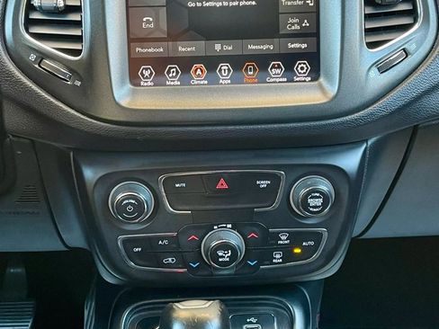 Used 2018 Jeep Compass Trailhawk AWD/4WD image 17