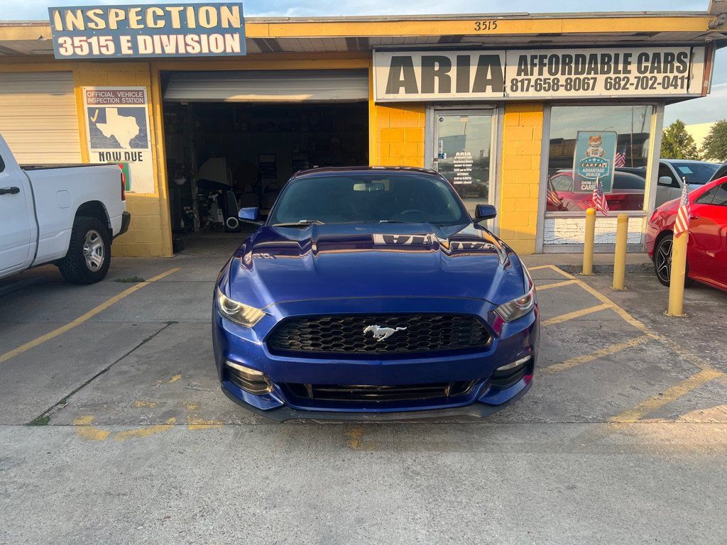 Used 2016 Ford Mustang Coupe RWD image 2