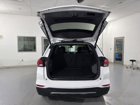 Used 2022 Chevrolet Equinox LT image 9