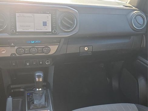 Used 2023 Toyota Tacoma TRD Off-Road image 19