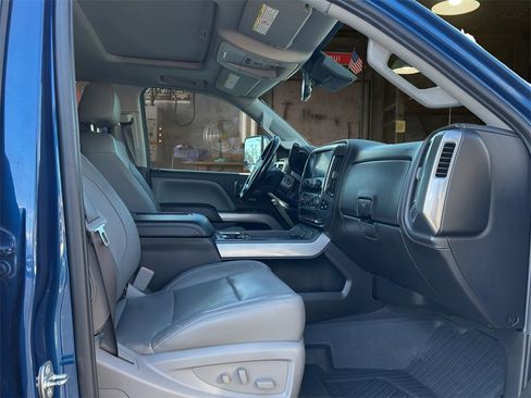 Used 2019 Chevrolet Silverado 2500 LTZ w/ Duramax Plus Package image 15
