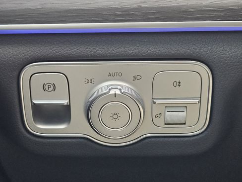 New 2026 Mercedes-Benz GLS 450 4MATIC image 22