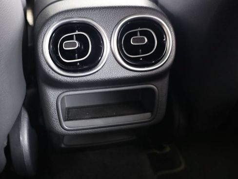 Used 2026 Mercedes-Benz GLC 300 4MATIC image 41