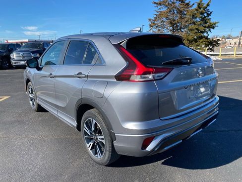 Used 2023 Mitsubishi Eclipse Cross SE image 6