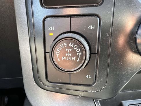 Used 2025 Ford F150 XLT w/ Equipment Group 302A MID AWD/4WD image 24