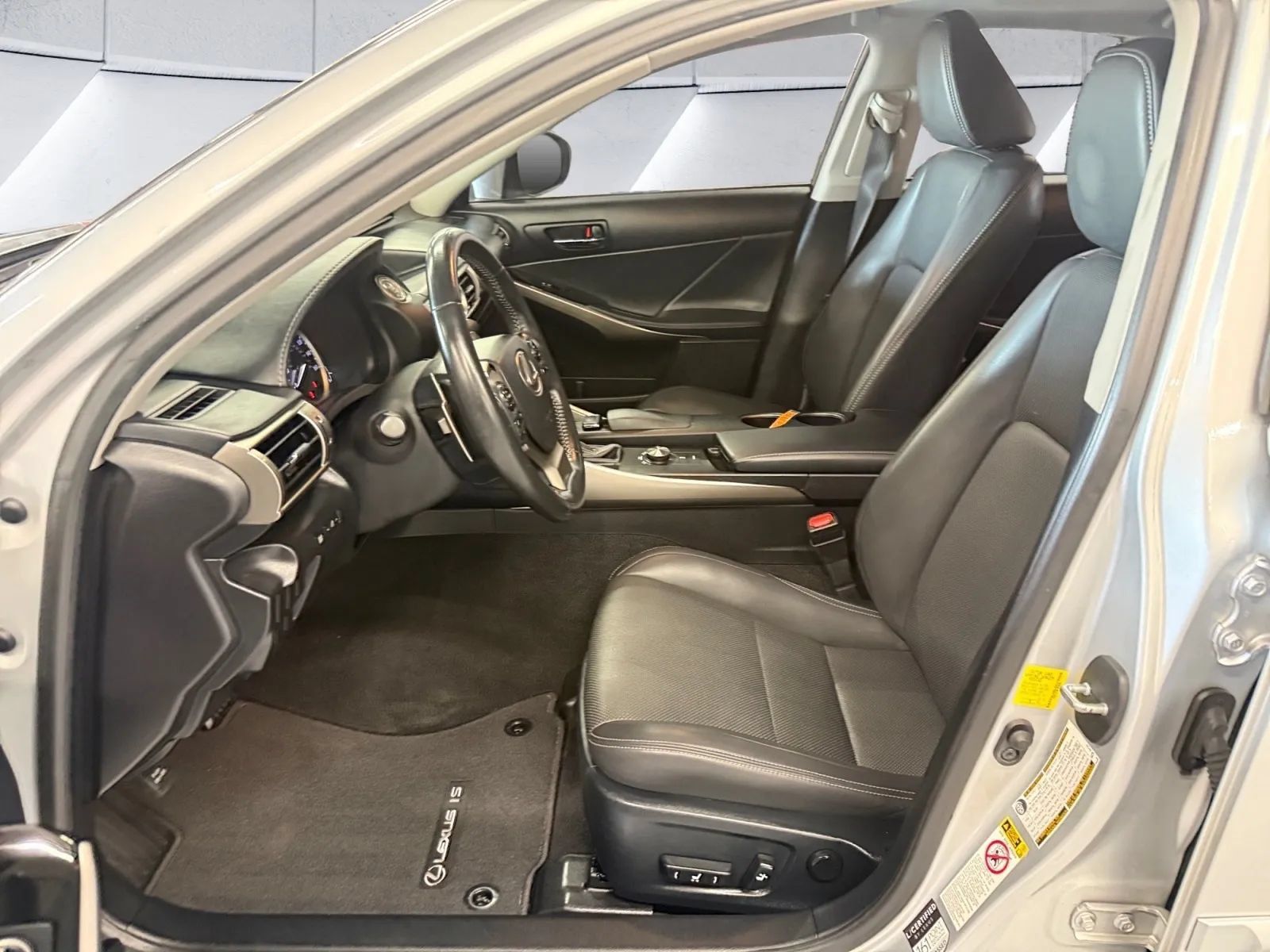 Used 2015 Lexus IS 250 AWD w/ Navigation System Package image 12