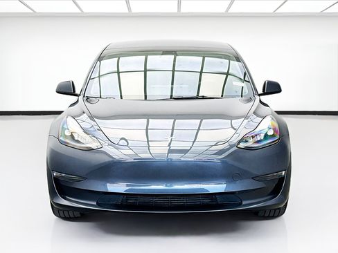 Used 2023 Tesla Model 3 Standard Range RWD image 2