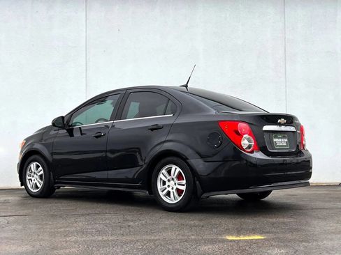 Used 2013 Chevrolet Sonic LT FWD image 5