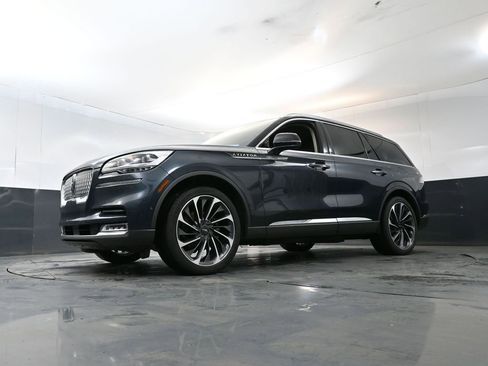 Used 2021 Lincoln Aviator Reserve w/ Equipment Group 202A AWD/4WD image 19