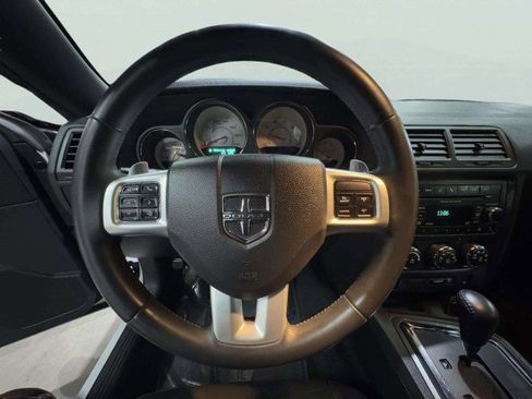 Used 2012 Dodge Challenger SXT Plus image 29