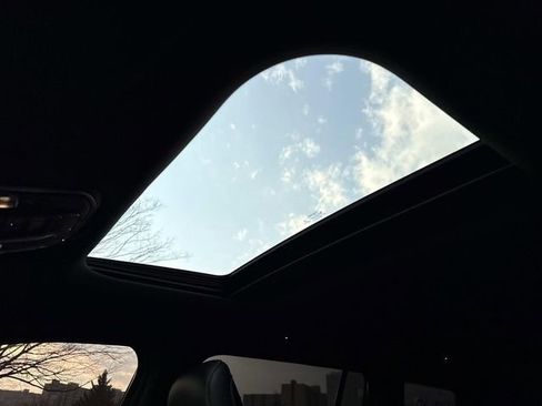 Used 2023 Jeep Grand Cherokee L Laredo image 21