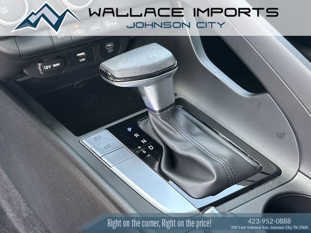 Used 2024 Hyundai Elantra SE FWD image 15