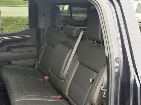 Used 2022 Chevrolet Silverado 1500 LTZ w/ Technology Package image 29