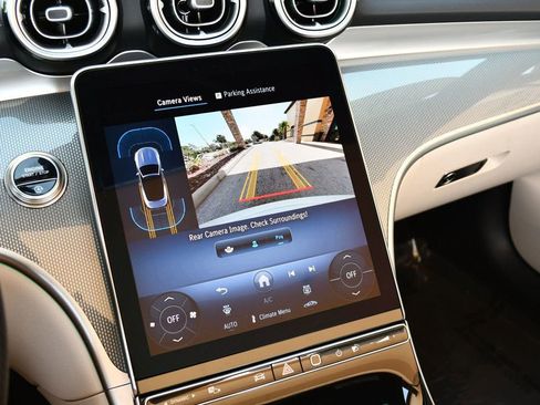 Used 2025 Mercedes-Benz CLE 300 4MATIC Cabriolet image 72