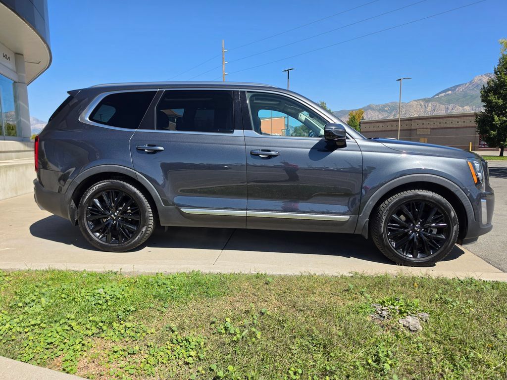 Used 2021 Kia Telluride SX w/ Towing Package AWD/4WD image 4