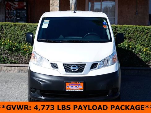 Used 2019 Nissan NV200 S w/ Cruise Control Package image 3