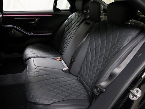 Certified 2025 Mercedes-Benz S 580 S 580 image 12