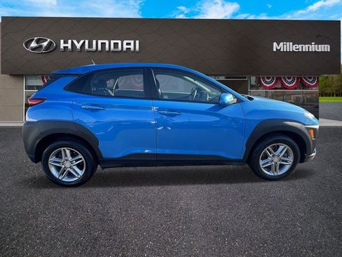 Certified 2021 Hyundai Kona SE w/ Cargo Package image 4