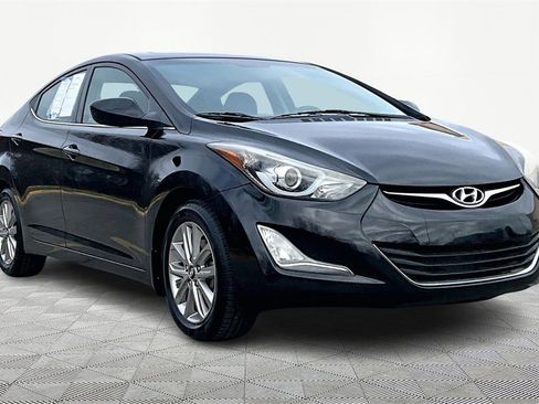 Used 2015 Hyundai Elantra SE w/ Option Group 03 image 12