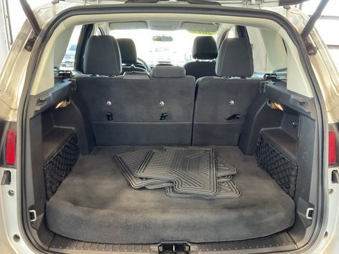 Used 2017 Ford C-MAX SE w/ Equipment Group 201A image 20