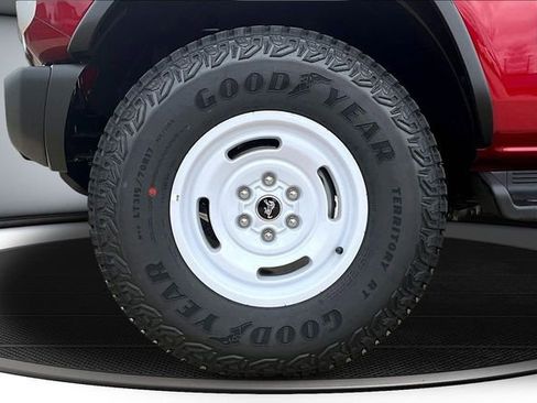 New 2026 Ford Bronco Heritage Edition AWD/4WD image 13