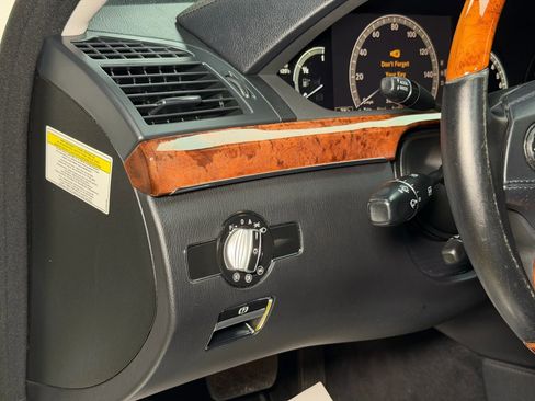 Used 2008 Mercedes-Benz S 550 image 37