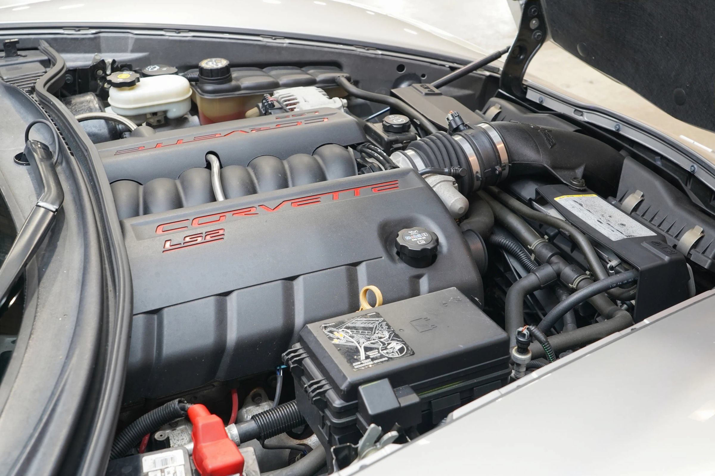 Used 2006 Chevrolet Corvette Coupe w/ Preferred Equipment Group RWD image 29