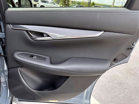 Certified 2025 INFINITI QX50 Sport image 17