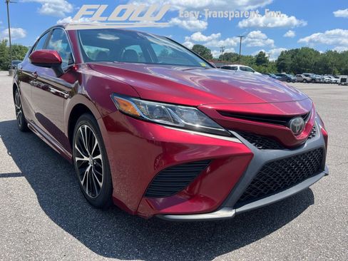 Used 2018 Toyota Camry SE w/ Moonroof Package FWD image 26