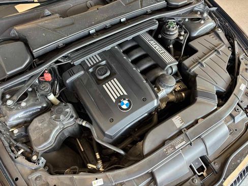 Used 2011 BMW 328i Convertible RWD image 38