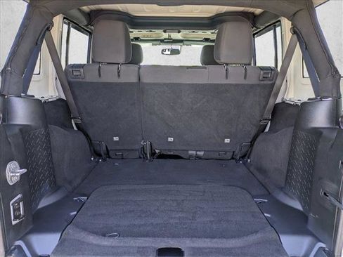 Used 2017 Jeep Wrangler Unlimited Sport AWD/4WD image 6