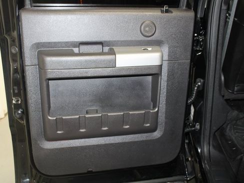 Used 2016 Ford F350 Lariat w/ Lariat Ultimate Package image 15