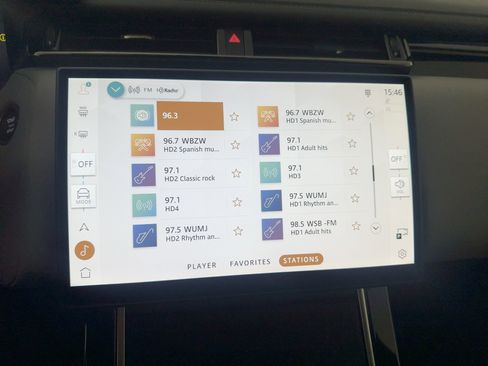 New 2026 Land Rover Range Rover Velar Dynamic SE image 24