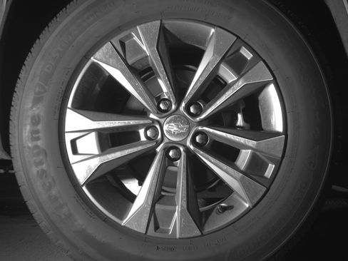 Used 2025 Chevrolet Equinox LT FWD image 15