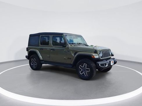 New 2026 Jeep Wrangler Sahara image 9