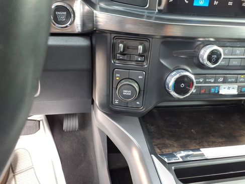 Used 2024 Ford F250 Lariat w/ FX4 Off-Road Package AWD/4WD image 14