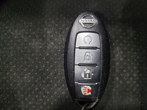 Used 2017 Nissan Murano SV FWD image 32