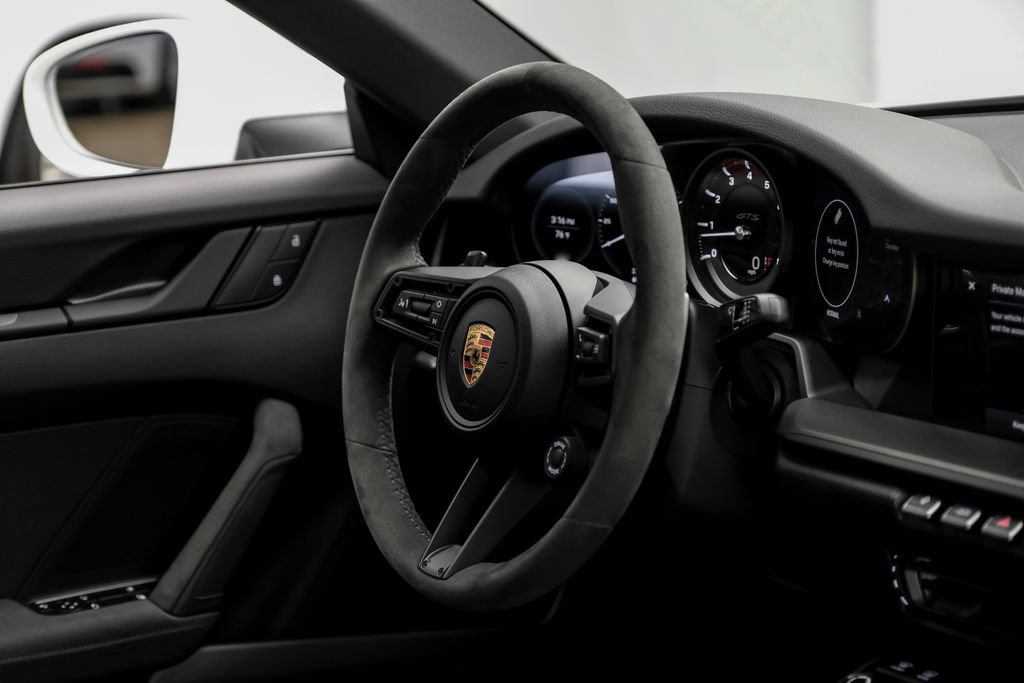 Used 2024 Porsche 911 Carrera GTS RWD image 20