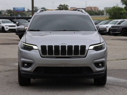 Used 2019 Jeep Cherokee Limited AWD/4WD image 5