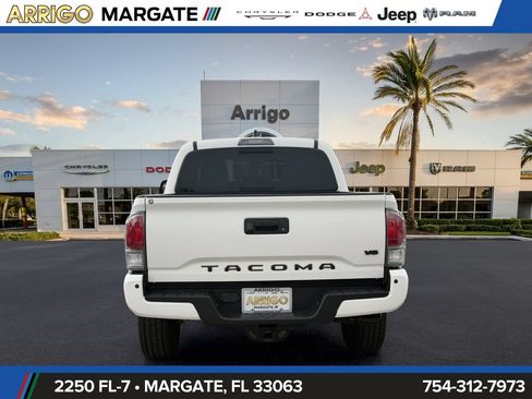 Used 2022 Toyota Tacoma TRD Off-Road w/ Technology Package RWD image 6