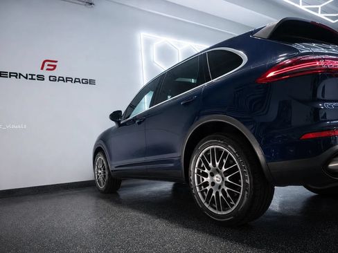Used 2015 Porsche Cayenne S AWD/4WD image 22