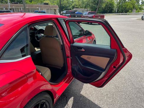 Used 2019 Volkswagen Jetta SEL FWD image 29