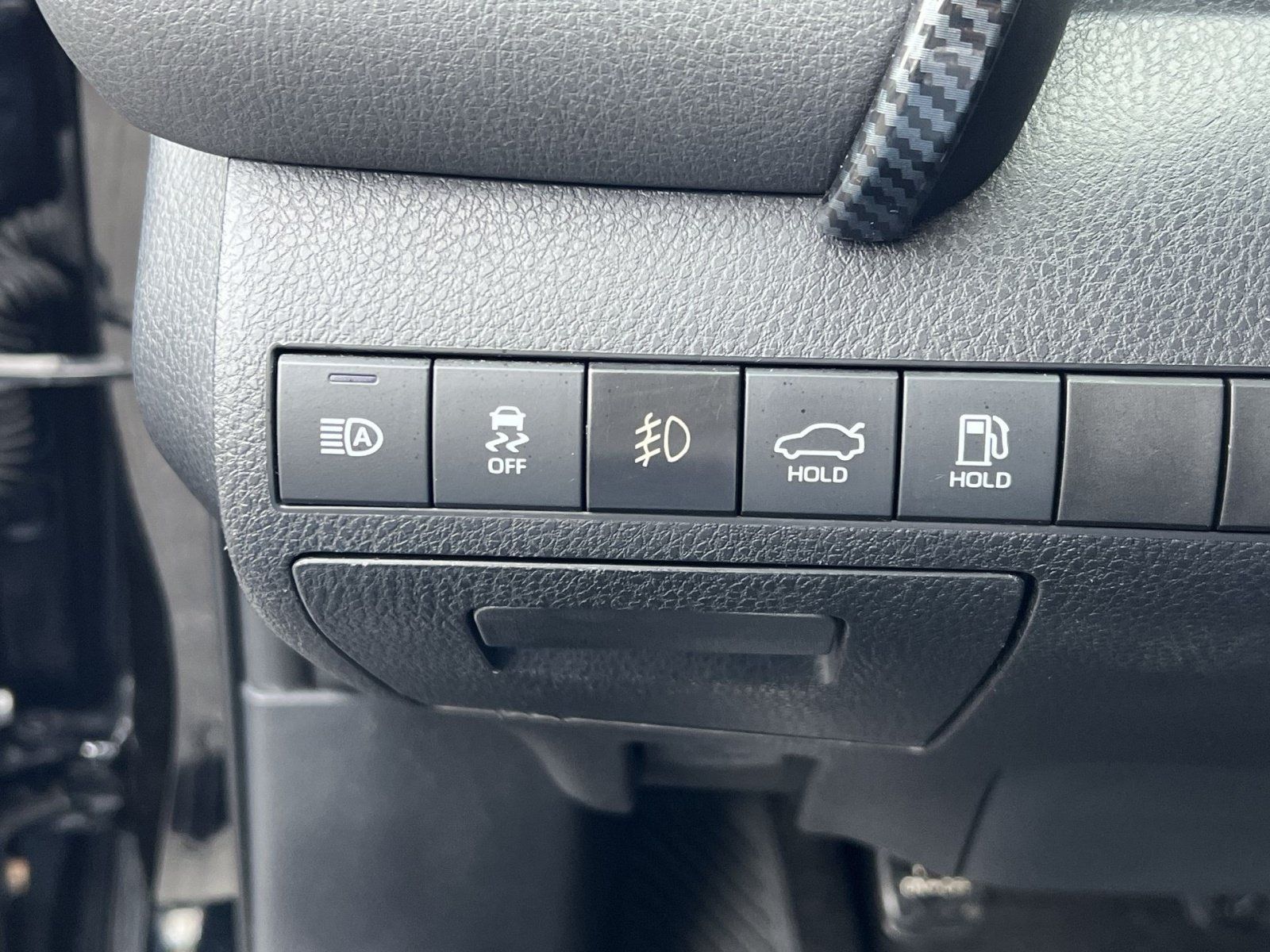 Used 2019 Toyota Camry SE w/ Audio Package FWD image 37