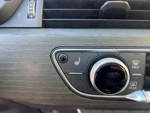 Used 2022 Audi A5 2.0T Premium image 22