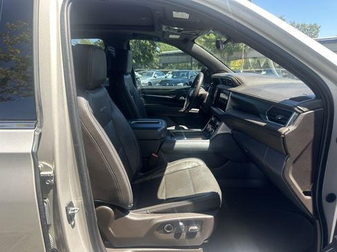 Used 2021 GMC Yukon Denali w/ Advanced Technology Package RWD image 19