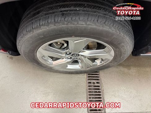 Certified 2021 Toyota RAV4 Limited image 6